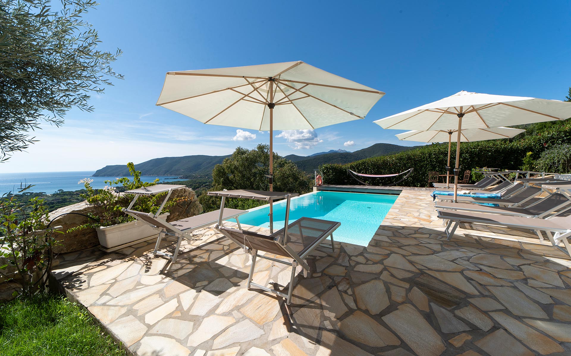 Villa di Sogno con piscina a Lacona, Isola d'Elba